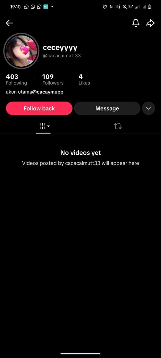 idberrysun_'s tweet photo. 📢 HELP RT PLEASE 📢 

‼️BOCIL SCAMMER CORBALL DI TIK TOK‼️

Siapapun, kalo ni bocil ada nge-Dm kalian di tiktok jangan percaya plis. Semua coer yang komen di vt tt ku pada di dm sama dia buat nawarin corball yang JELAS JELAS ITU SUS BGT. Takutnya coer yang awam kejebak sama dia. https://t.co/krMIo69eJo