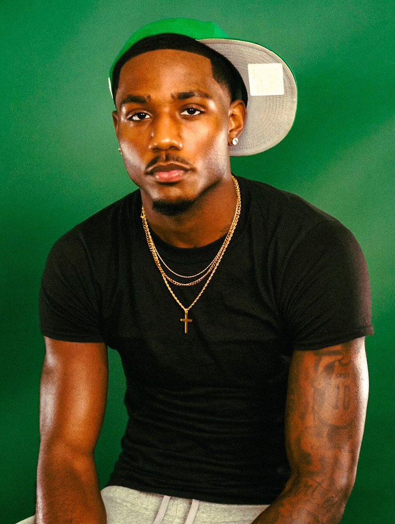 Tyriqueddd's tweet photo. https://t.co/tjQyQPiTbk
