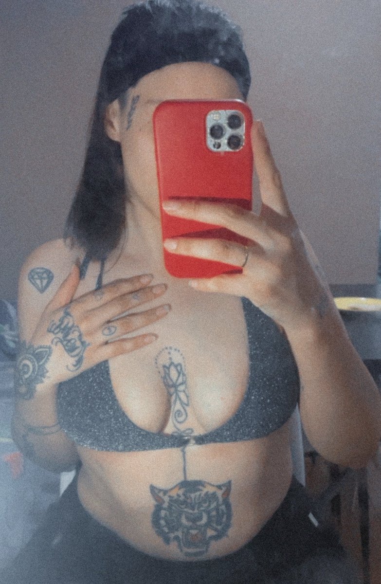 Alexia_Rios77's tweet photo. Les gustan los tatuajes? ✨🫶🏻 https://t.co/6F8OZQJYWJ