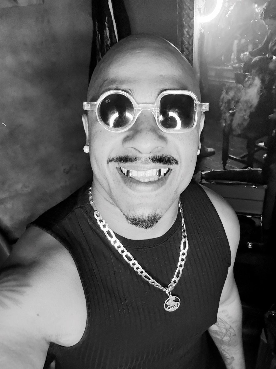 RealDelmer's tweet photo. Ain’t life easy, but I ain’t built to fold. Still standin’. 🖤💯 https://t.co/2Yfgj2xlaw