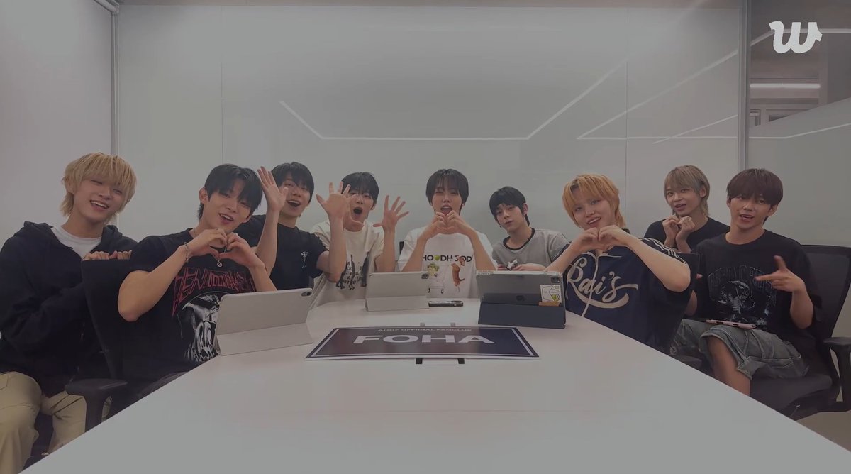 Poiz3N3T's tweet photo. Another day to vote #AHOF for fans' choice male at the #2026MAMAVOTE
1 repost = 1 vote. Keep voting at MNET app. https://t.co/1o6SU4IX0K