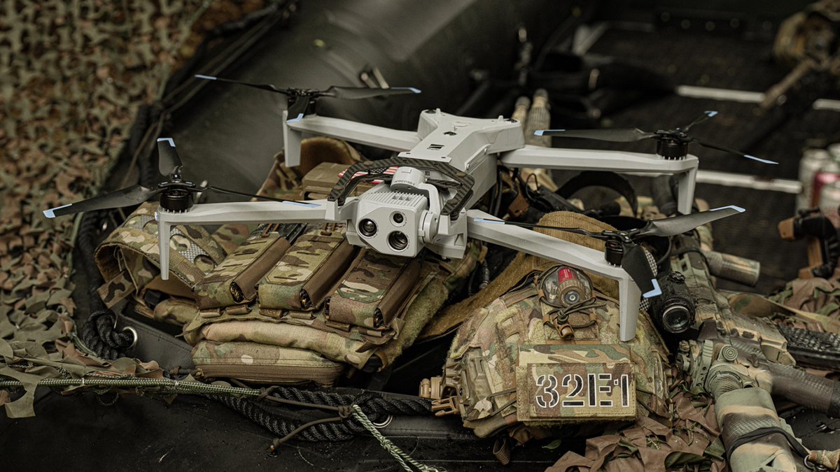 L3HarrisTech's tweet photo. We've partnered with @SkydioHQ to pair autonomous drones with resilient tactical comms. 

Skydio’s X10D plus our Falcon IV radios and Wraith waveform keep C2 links up and data flowing in EW-contested environments: https://t.co/F1pmUYZ7iC https://t.co/UMcAdFJ2zw
