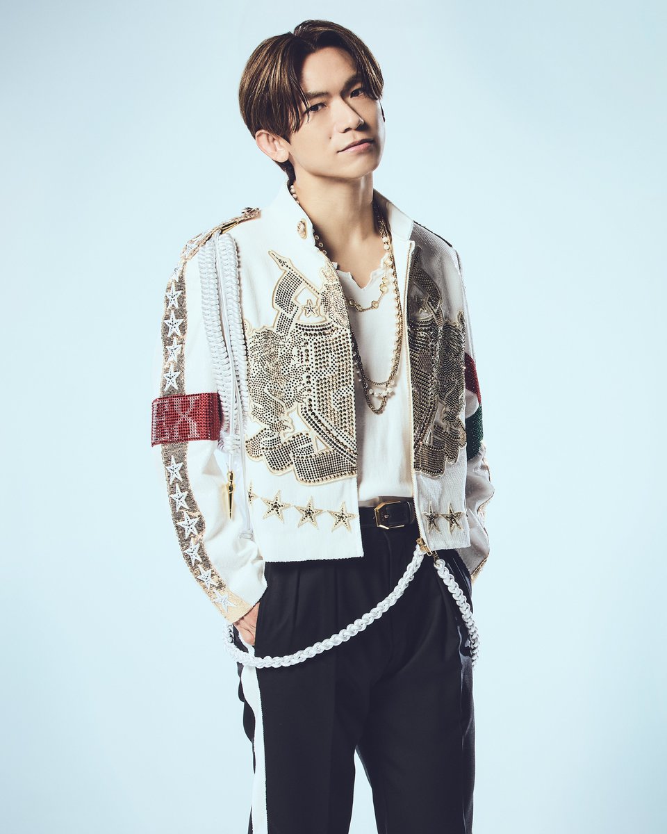 EXILE_Staff's tweet photo. 𝐄𝐗𝐈𝐋𝐄 𝐏𝐀𝐑𝐓𝐘 𝐓𝐔𝐍𝐄 - 𝐁𝐄𝐒𝐓 𝐒𝐄𝐋𝐄𝐂𝐓𝐈𝐎𝐍 -
（𝟐𝟓𝐭𝐡 𝐀𝐧𝐧𝐢𝐯𝐞𝐫𝐬𝐚𝐫𝐲 𝐃𝐞𝐥𝐮𝐱𝐞 𝐄𝐝𝐢𝐭𝐢𝐨𝐧）
- 𝐍𝐞𝐰 𝐀𝐫𝐭𝐢𝐬𝐭 𝐏𝐡𝐨𝐭𝐨 -

#EXILENAOTO

2027/1/1 Release
▼PARTY TUNE - BEST SELECTION -（25th Anniversary Deluxe Edition）
🔗https://t.co/bvboDCiKHF

ーーー

#EXILE25年の集大成
いよいよ熱狂のステージへ🔥

EXILE 25th ANNIVERSARY BEST LIVE
LDH PERFECT YEAR 2026 開催！

🗓️11/14(土)15(日)  
      ベルーナドーム(埼玉)
🗓️12/5(土)6(日) 
      京セラドーム(大阪)

🎫一般販売受付中
・ticketbook
https://t.co/VOD49rDKYQ
・ローチケ
https://t.co/b2DbxmukSo
・ぴあ
https://t.co/yi19IrtDF0
・e+
https://t.co/5DEqPuCzt0

#EXILE25th
#EXILE_25thANNIVERSARY
#Gorgeous
#EXILE25年の集大成
#EXILE_PARTYTUNE