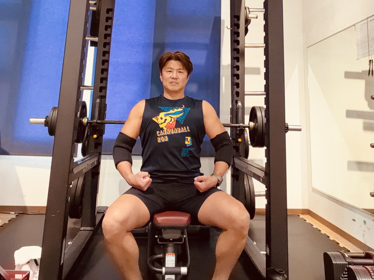 runrunr76093989's tweet photo. 今日は胸・肩・上腕三頭筋。

ベンチプレス110kgに挑戦！
胸から肩、上腕��頭筋までしっかりトレーニング。

1時間51分52秒、499kcal、総ボリューム19,670kg。

#筋トレ #ベストボディジャパン #胸トレ https://t.co/tFFeInh114