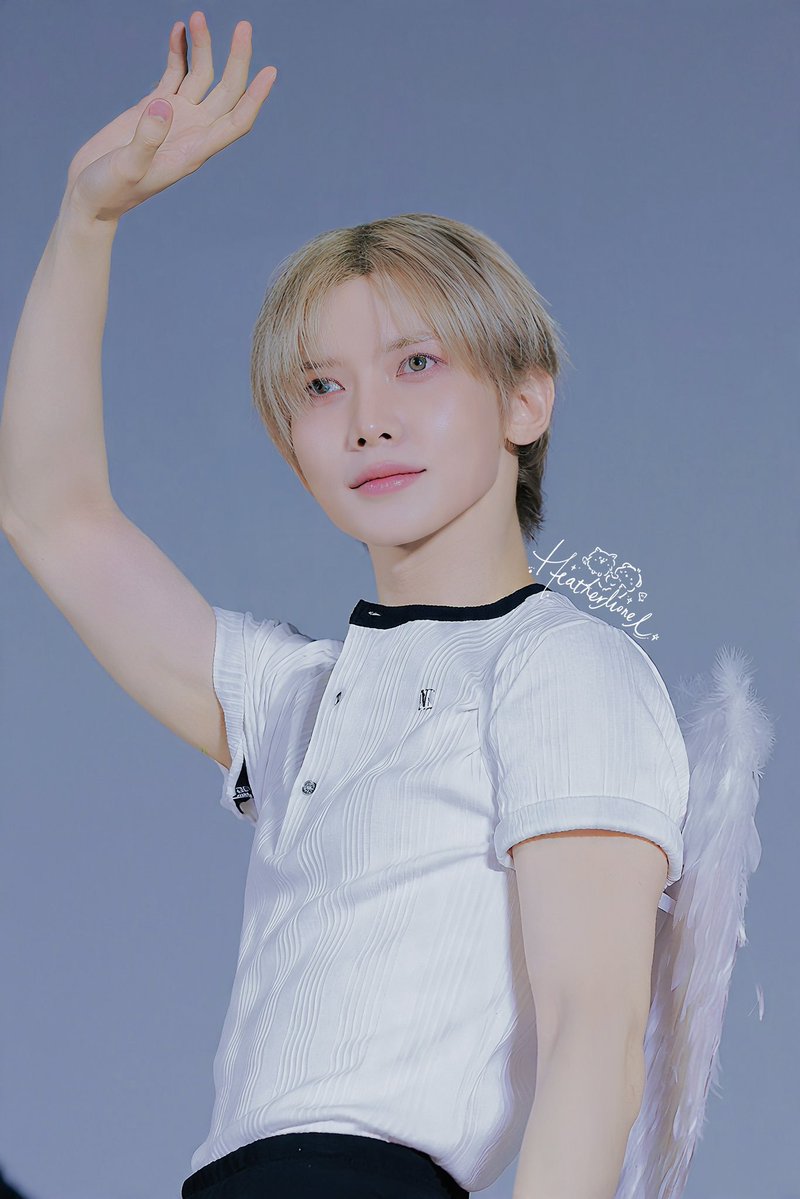 yeoleum147274's tweet photo. 천사를 보았지 https://t.co/jgn4adnO2l