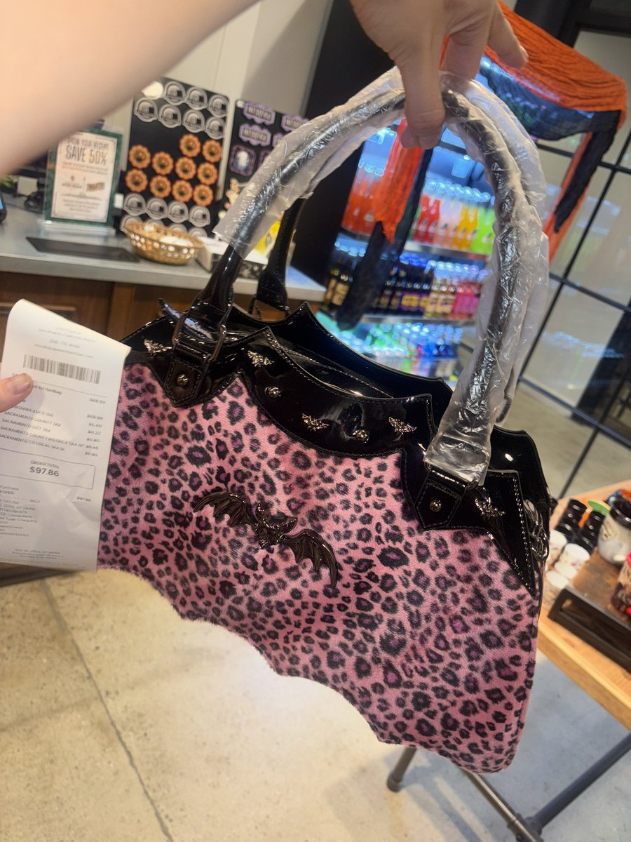 SimpStomper13's tweet photo. Just bought the cuntiest bag. Reimburse https://t.co/2TZlOblFuR