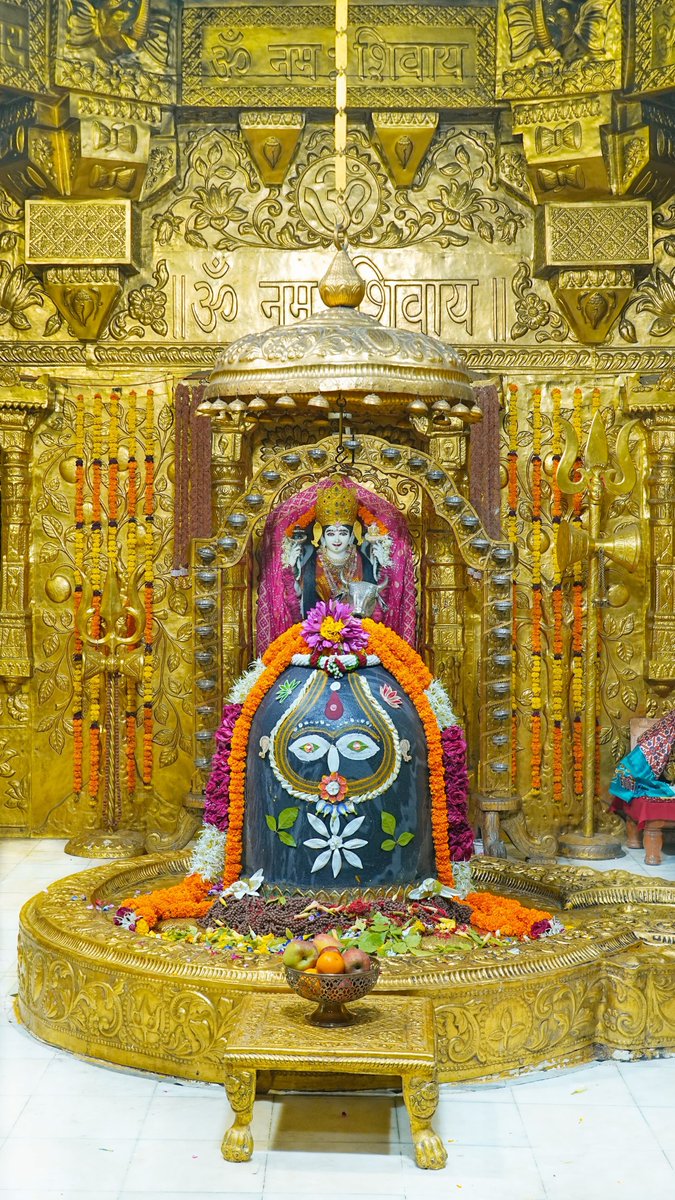 12Jyotirling's tweet photo. श्री सोमनाथ ज्योतिर्लिंग मंगला शृंगार आरती | 16.10.2026

Shri Somnath Jyotirlinga Mangala Shringar Aarti | 16.10.2026 https://t.co/EsY9s1JCqw