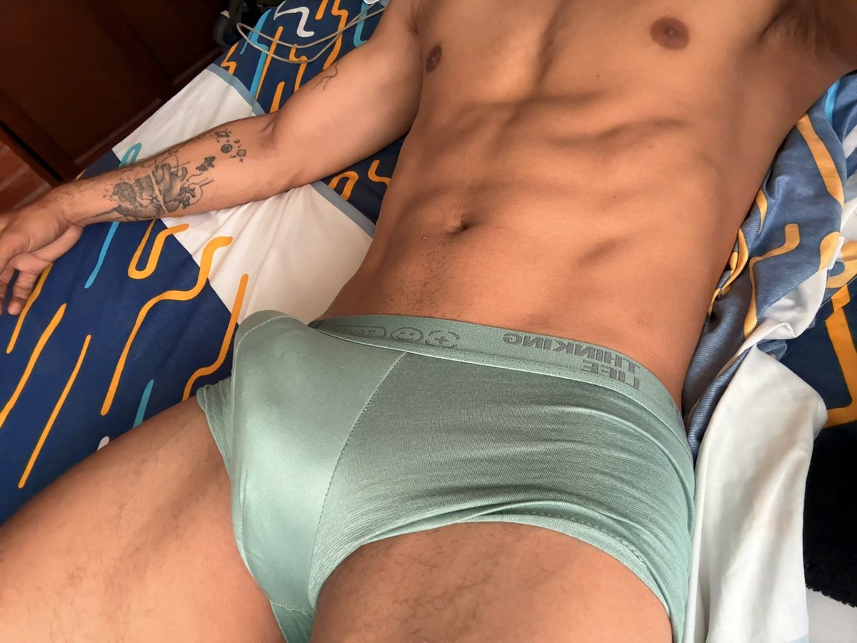 crisisaza_25's tweet photo. A dormir 🥱 

Follow me here! 
https://t.co/FDKt7iYYqC https://t.co/AAtPy4gdYs