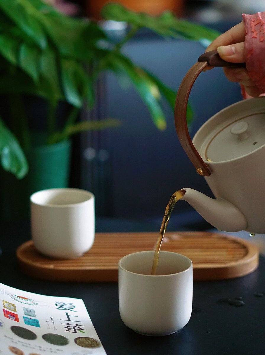pratyushastro's tweet photo. [敬谡盅] is such a unique and stylish Chinese teaware, perfect for savoring tea slowly. https://t.co/vNHPG8k4nF