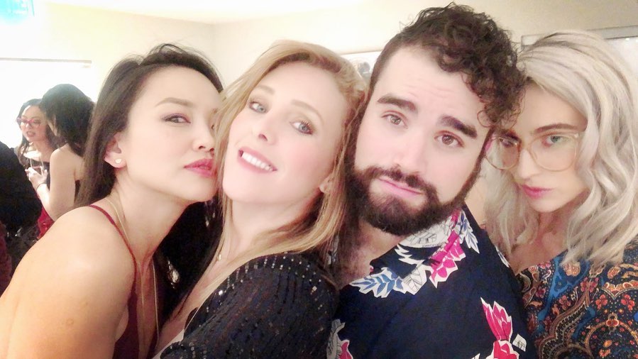 KiyokoEagl1pg9's tweet photo. Just the right amount of crazy!!! 😜🥳🤘🏻🧚‍♀️💃🏻🕺🏼👯‍♀️.... About friendsgiving last night  @wearebodylanguage with the loveliest people!!! #friendsgiving #dance #miami #fun #love #silly #sweetbutpsycho #best #thankyou #community #madness #aboutlastnight https://t.co/wkrXYUGUgz