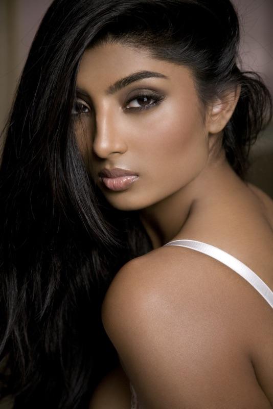 Warcraftxr's tweet photo. make the season very SOUTH ASIAN, that's the future.

#bbcan13 

#bb28 #bb29 https://t.co/NKWhqNHnsA