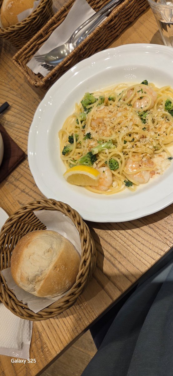 monetnoe's tweet photo. お昼ご飯 https://t.co/MUdx3Ccs6L
