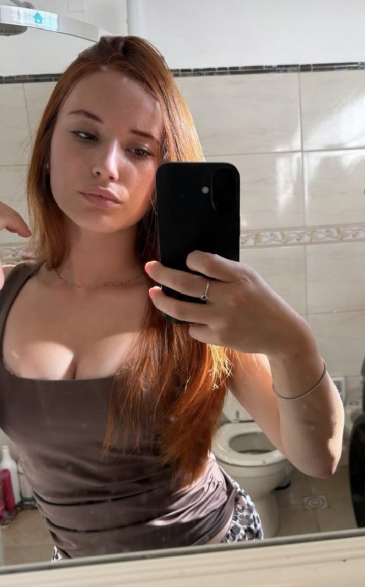 zellimelli's tweet photo. Novinha safada gostosa vazada levando pica na buceta enquanto namorado grava! video novo vazado amadora
VEM VER COMPLETO NO PERFIL
#novinha #incesto #vazou #vazado #incestkink #baixarenda #corno #vazouvídeo #amadora https://t.co/UpmETM7eqm