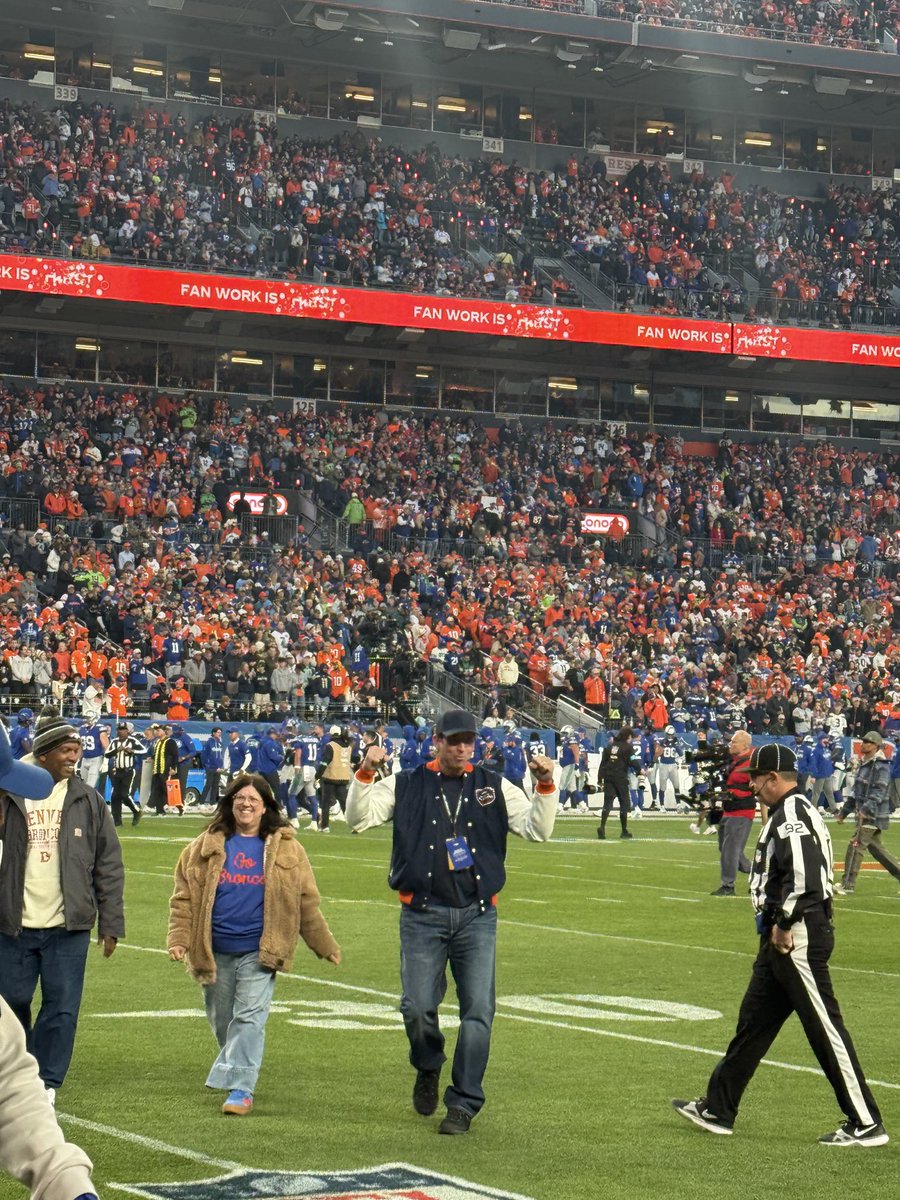 87ed's tweet photo. Won the toss (both of them, haha) 🤣 Won the game! Always special to be back in Broncos Country! 🏈🧡💙 https://t.co/jQFI8UYMXM