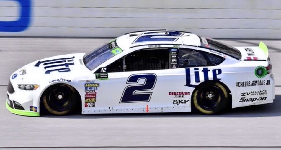 LegendsNascar's tweet photo. Brad Keselowski won the 2017 Alabama 500 at Talladega nine years ago today. 🏁 

It was his fifth Cup series win at Talladega.  

#Cheers 🍻🏁 https://t.co/aNx4L1rnWD