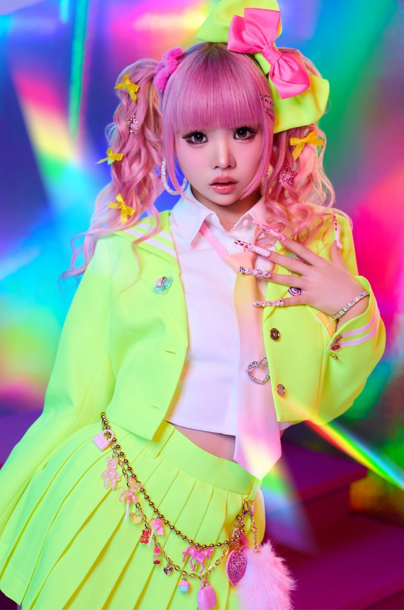 galedge_jp's tweet photo. 🎧ラジオ出演情報💖

本日10/16(金) 深夜27:00〜放送
JFN「ウチらのイイブン」に
RENPOM・RIMIBABUが出演します💖✨

ふたりの初ラジオ出演！
皆様ぜひお聴きください🎶
@uchiranoiibun

🔗詳しくはこちら
https://t.co/S7tcnjczWy

#ウチイブ #GALEDGE #ギャレッジ #WILDCARD https://t.co/9BAIjEOeHb