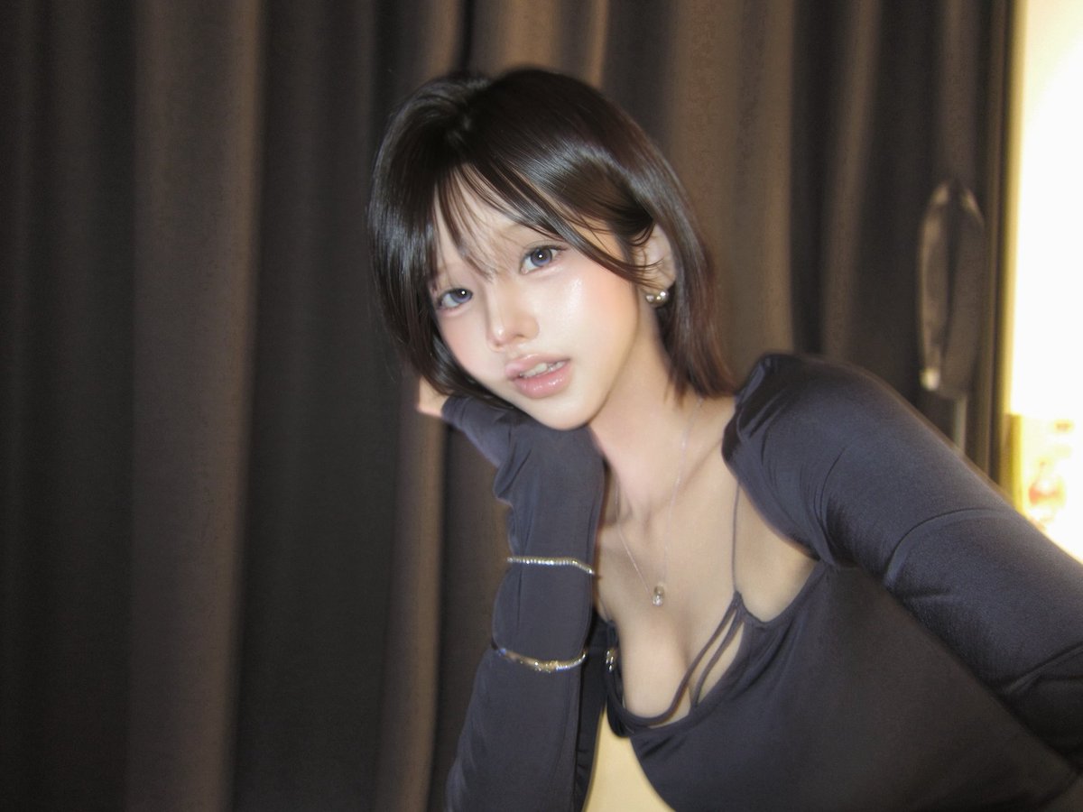 e820068ba673759's tweet photo. 벌써 금요일이네요~ 우리 같이 신나게 놀아볼까요? 🔥 https://t.co/MF8ryj3a2R