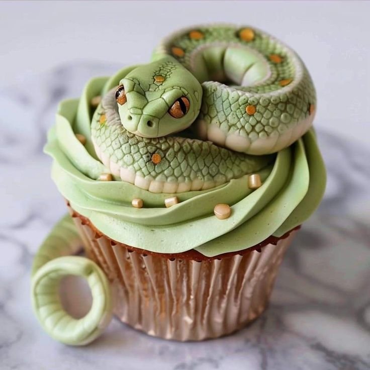 AnKarpo's tweet photo. @SweetSixteen68 
Wishing you a fabulous Friday Sweetie 
❣️❣️❣️
🤗😘💕🌛💕😘🤗🖤💚🐍🫖🍵🥐🥨🎞🍿🍕🫧🍷🪻🍷🫧🍕🍿🎞🐍💚🖤💋🎃⚜️ https://t.co/nFkKp5ebbu