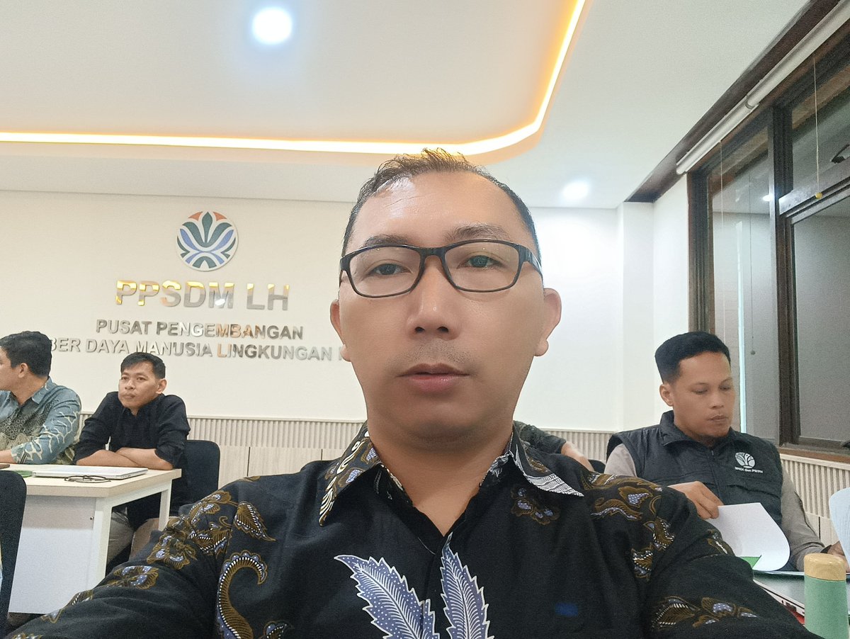 ardha_sys's tweet photo. 06-07102026.....Mengikuti Uji Kompetensi Jabatan Fungsional Binaan KLH/BPLH periode III tahun 2026 ke Training Center PPSDM LH di Kawasan Sains dan Teknologi (KST) BJ Habibie BRIN Gedung 211 Lt. 2, Serpong, Tangerang Selatan #ujikom https://t.co/LSNbUDZllE