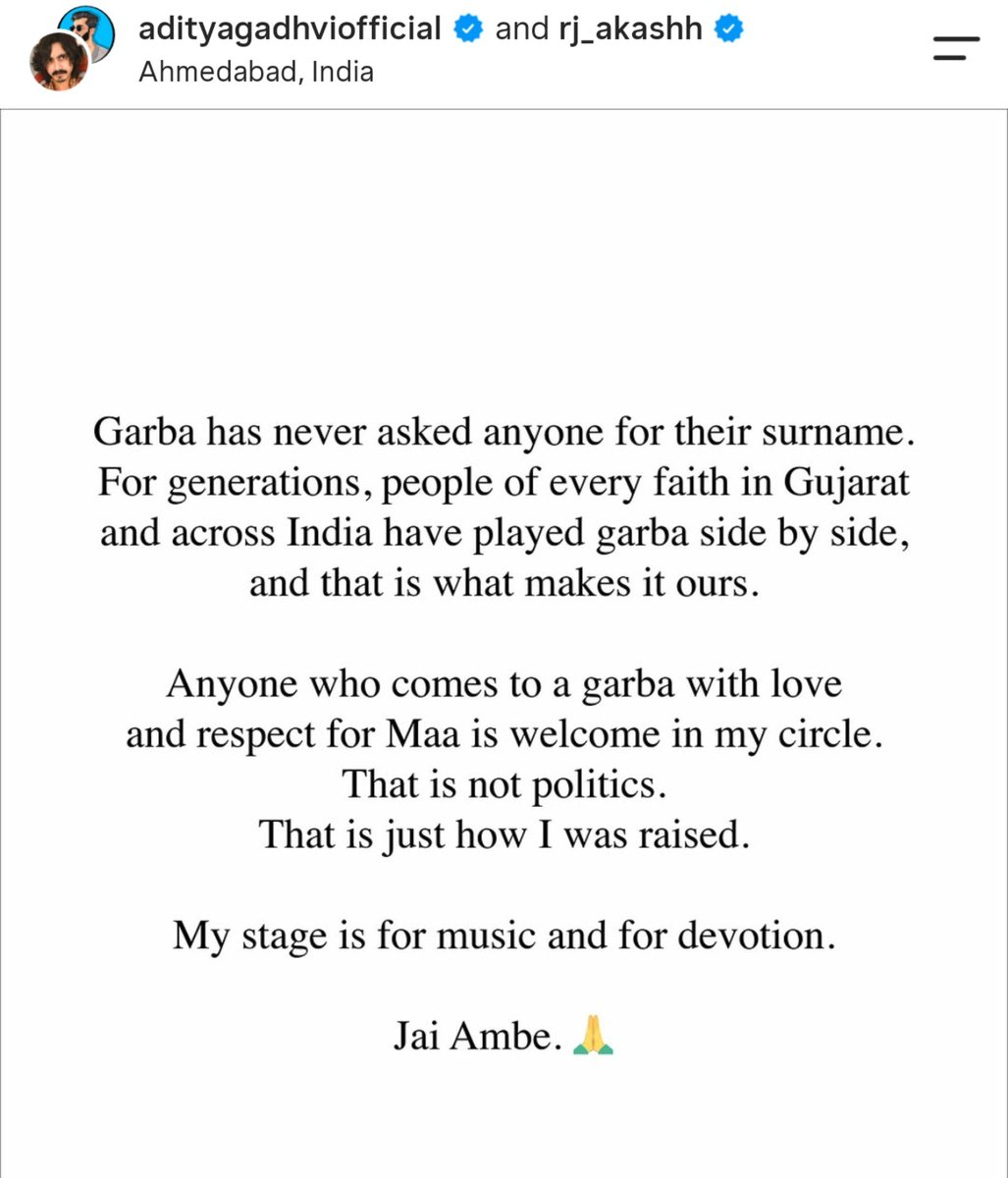 glorious_gir75's tweet photo. Gujarat biggest superstar and most sucessful singer Aditya Gadhavi (Falguni isme shoe ke barabar hai singing me)

Non gujju ne bhi iske song sune hi hoge 

But how this possible iska baap to BJP me or bahut bada sanghi hai officially 🧐 https://t.co/wmGdhG21bp