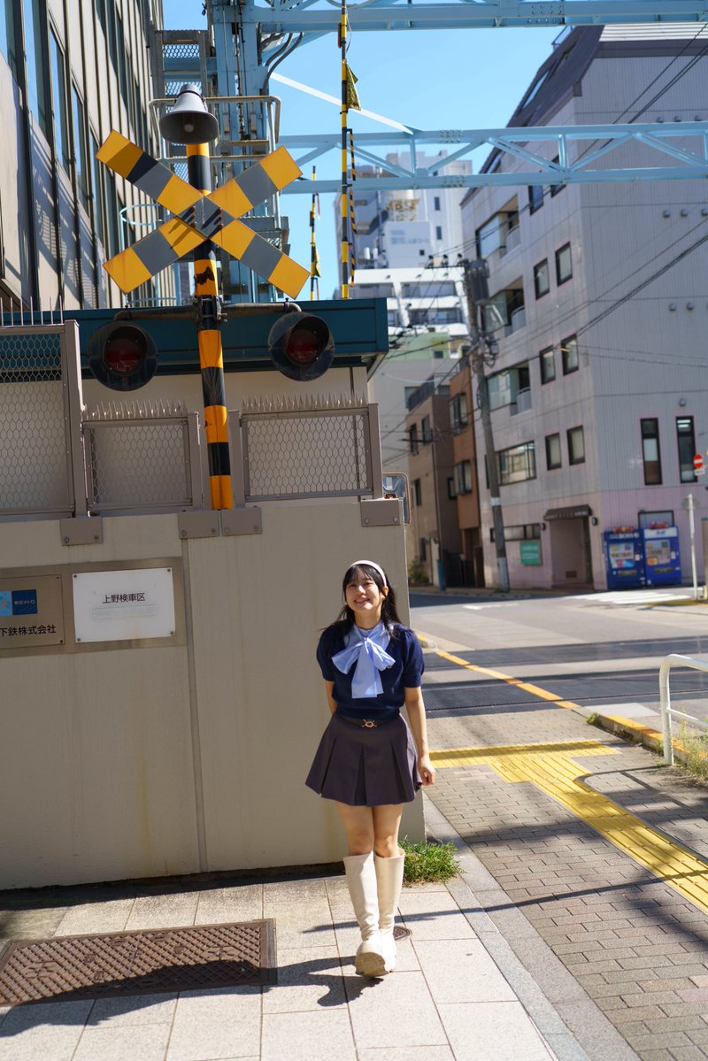 siro1ion_'s tweet photo. 銀座線踏切 https://t.co/d1L5N7fsGX