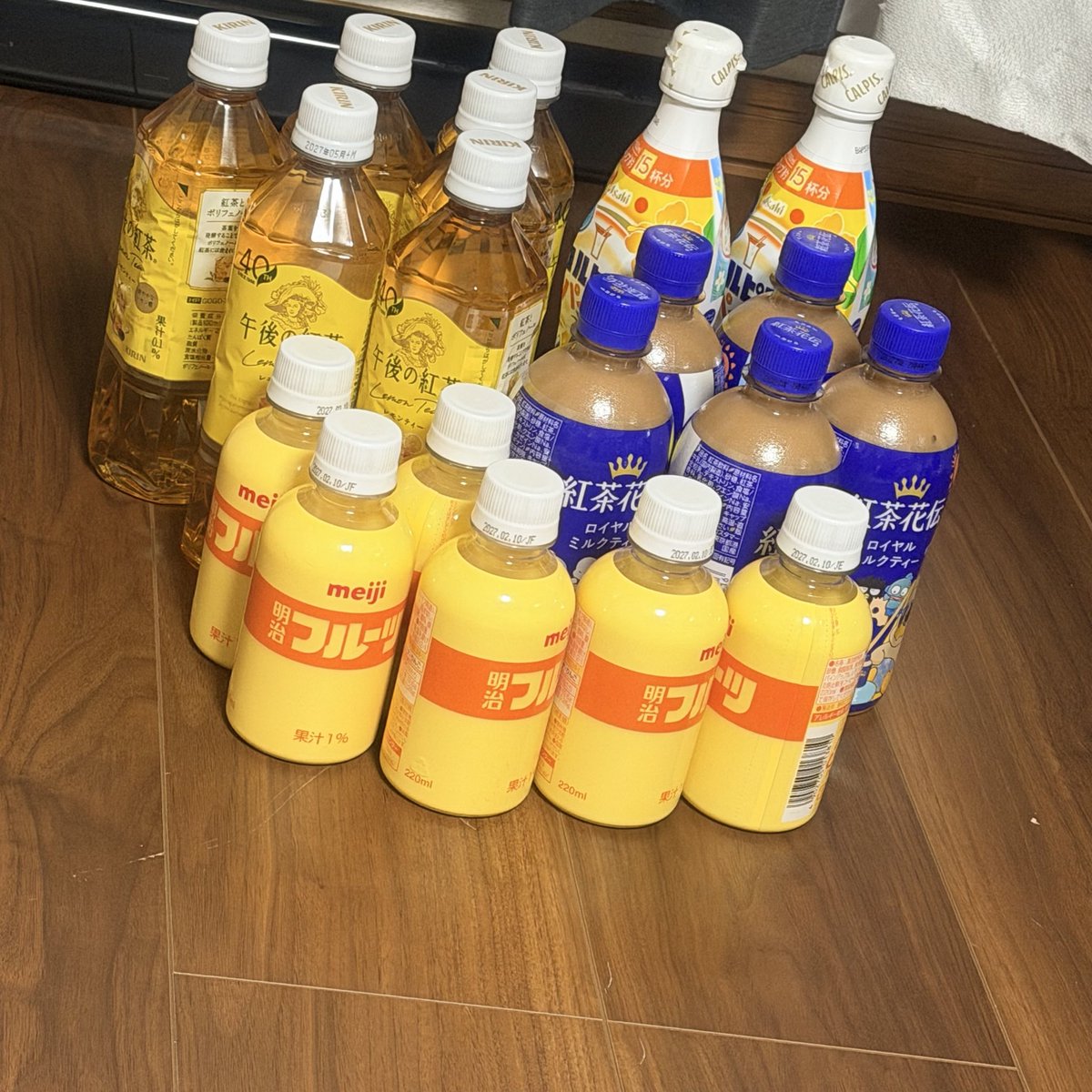 tr_n04's tweet photo. 業者ですかわたし https://t.co/xYVX3FQawo