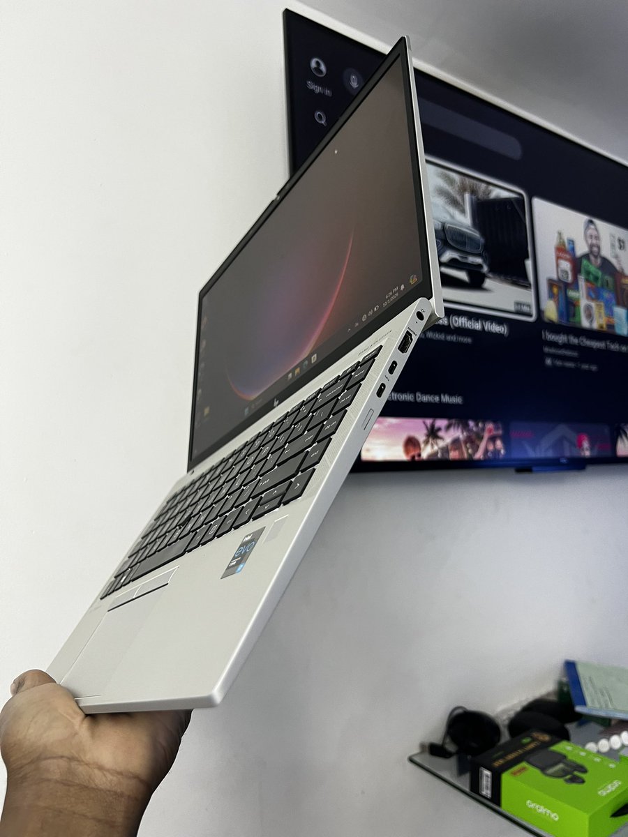 Techsupport97's tweet photo. 🌅 FRIDAY MORNING OFFER! 💻🔥

HP EliteBook 840 G8
⚡ Core i7 11th Gen
🧠 16GB RAM | 💾 512GB SSD
🖥️ 14” FHD | 🚀 Iris Xe
🪟 Windows 11 Pro

💥 ONLY KSh 49999!
🎒 FREE Laptop Bag
🚚 Countrywide Delivery

📍 https://t.co/W2c6WGDc9M
📞 0701 846 097 https://t.co/6aU6EqoOqm