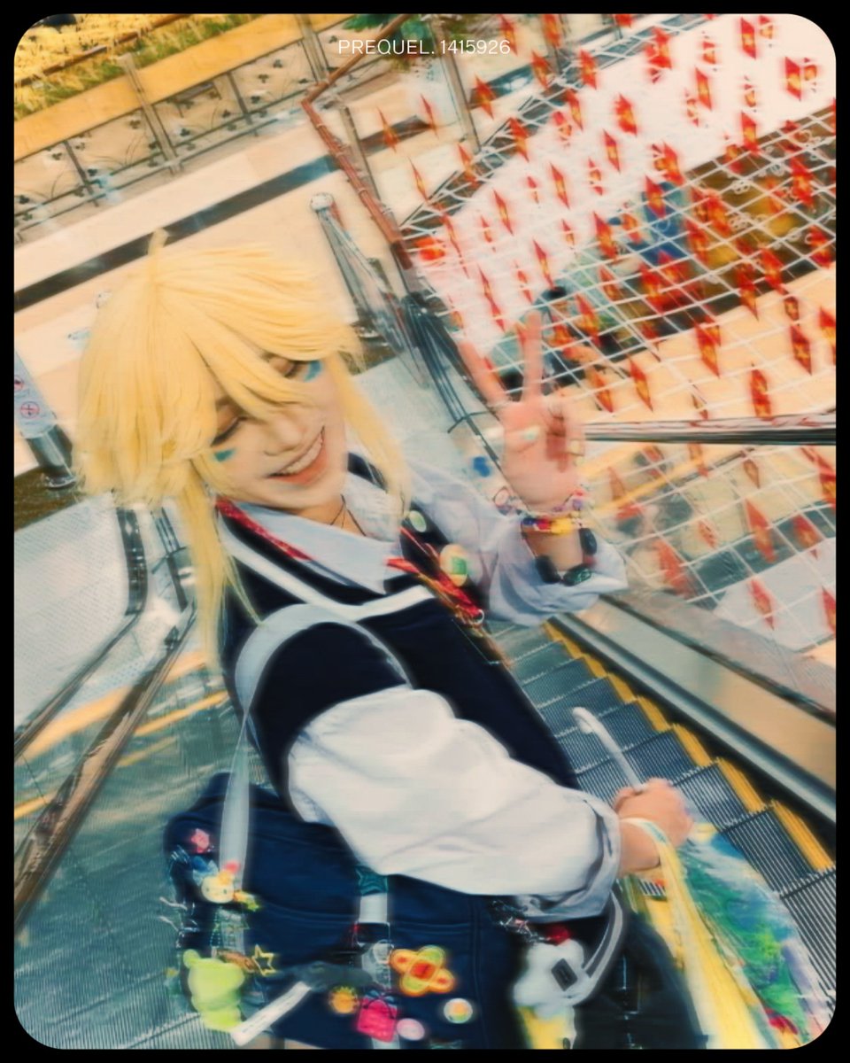 JulianJacob1912's tweet photo. Maybe comeback with this one someday 🥺 I still want to have more photo about Ezreal in student AU
And it gonna look like Kayn POV when he go out with Ez
#kaynez #ezkayn  #ezreal #studentau https://t.co/RmEJ0OtGz4
