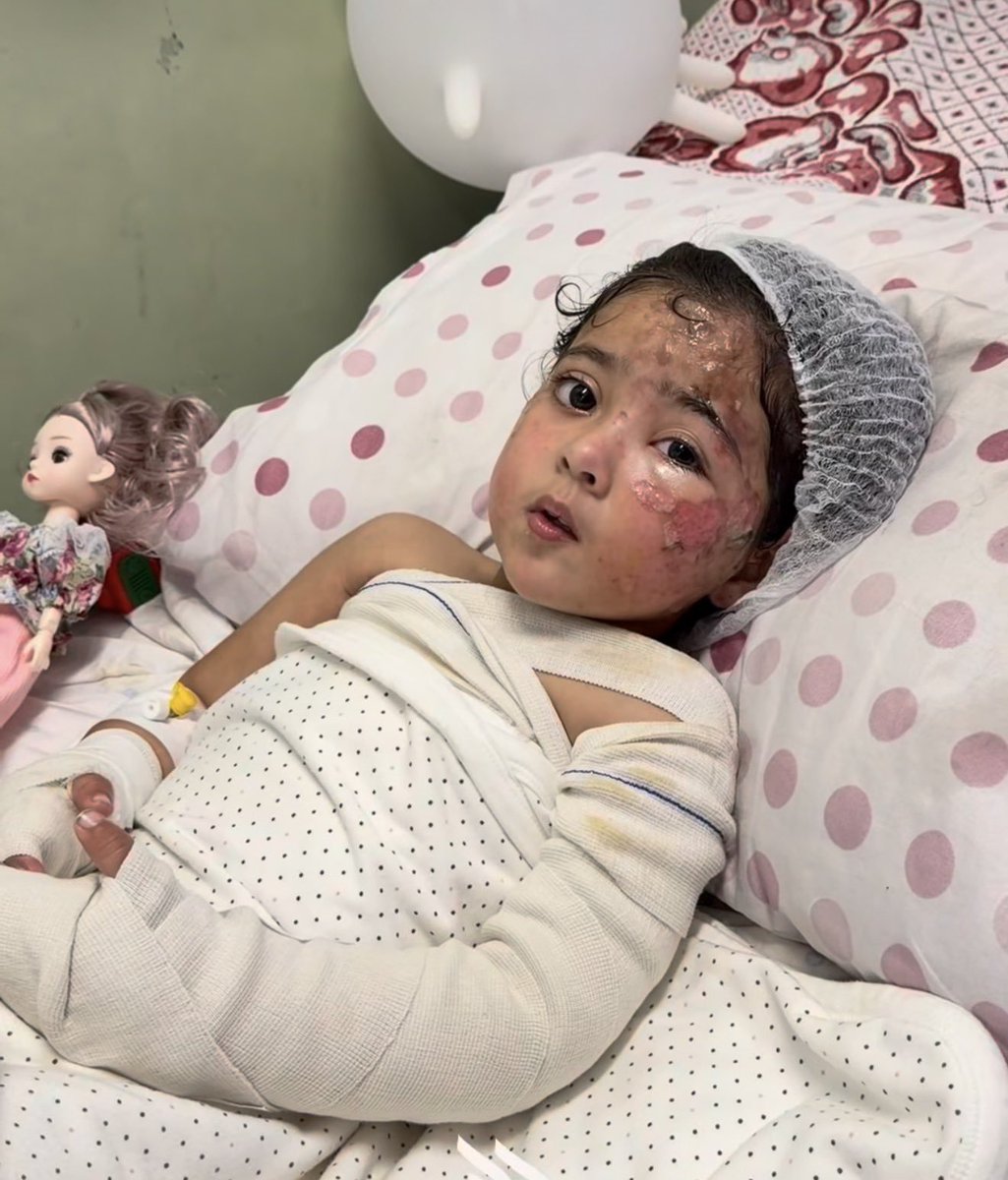 s_m_marandi's tweet photo. The Zionists burned her mother alive two days ago. https://t.co/lMTf9iXezJ
