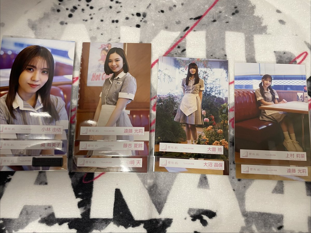 p911x414331's tweet photo. 櫻坂46生写真トレ 過去物
「桜月」MV衣装、「桜月」MV青衣装、「Cool」MV衣装、「2nd TOUR 2022」オープニング衣装

譲）画像
求）森田

直トレ （6thアニラ）＞＞＞郵送（複数枚で検討）
推しを揃えたいためお気軽にお声掛けください。 https://t.co/4jmUdmVwYg