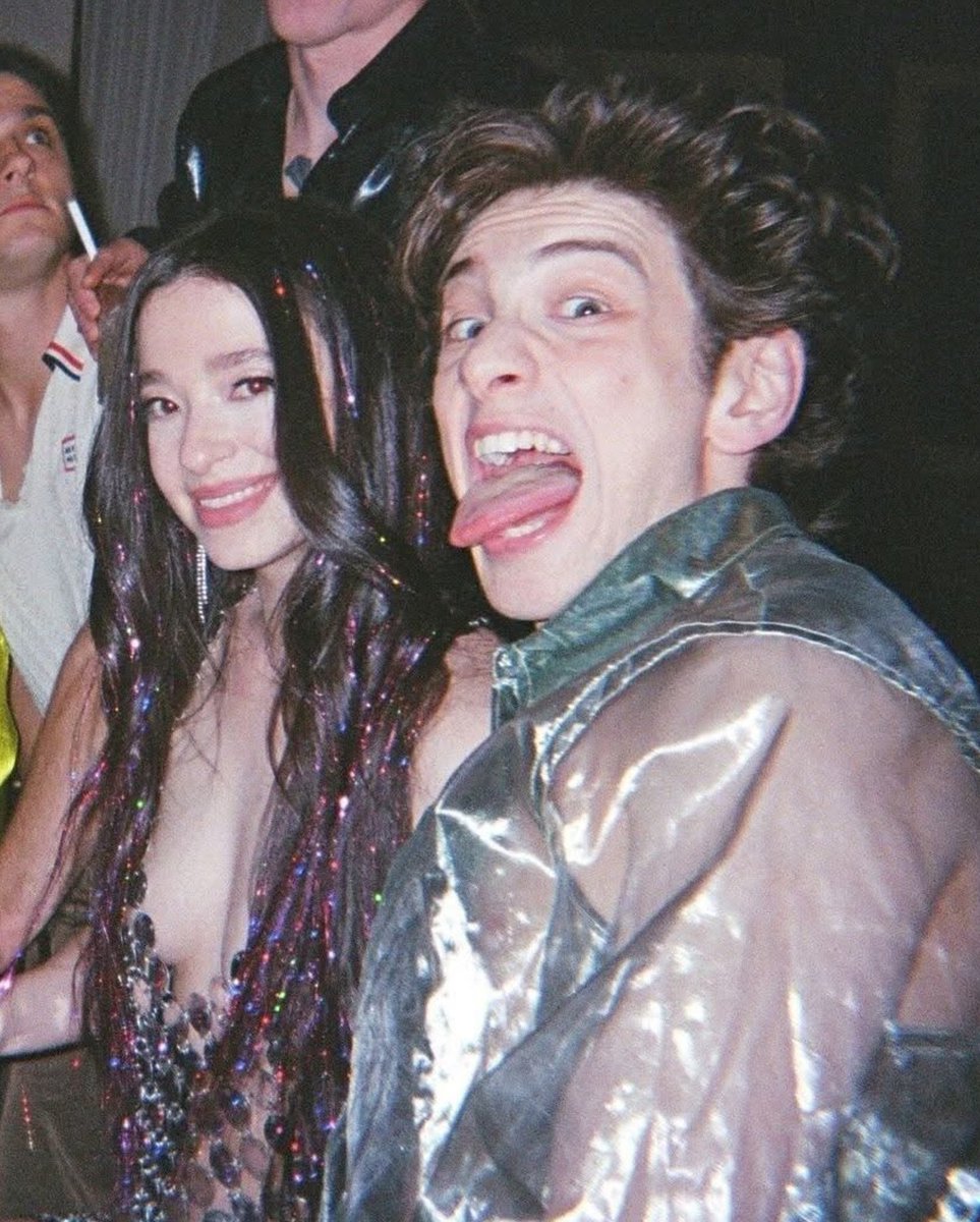 TheLOKII_'s tweet photo. Mikey Madison and Mark Eydelshteyn behind the scenes of ‘ANORA’ https://t.co/Ys5fieHl6i