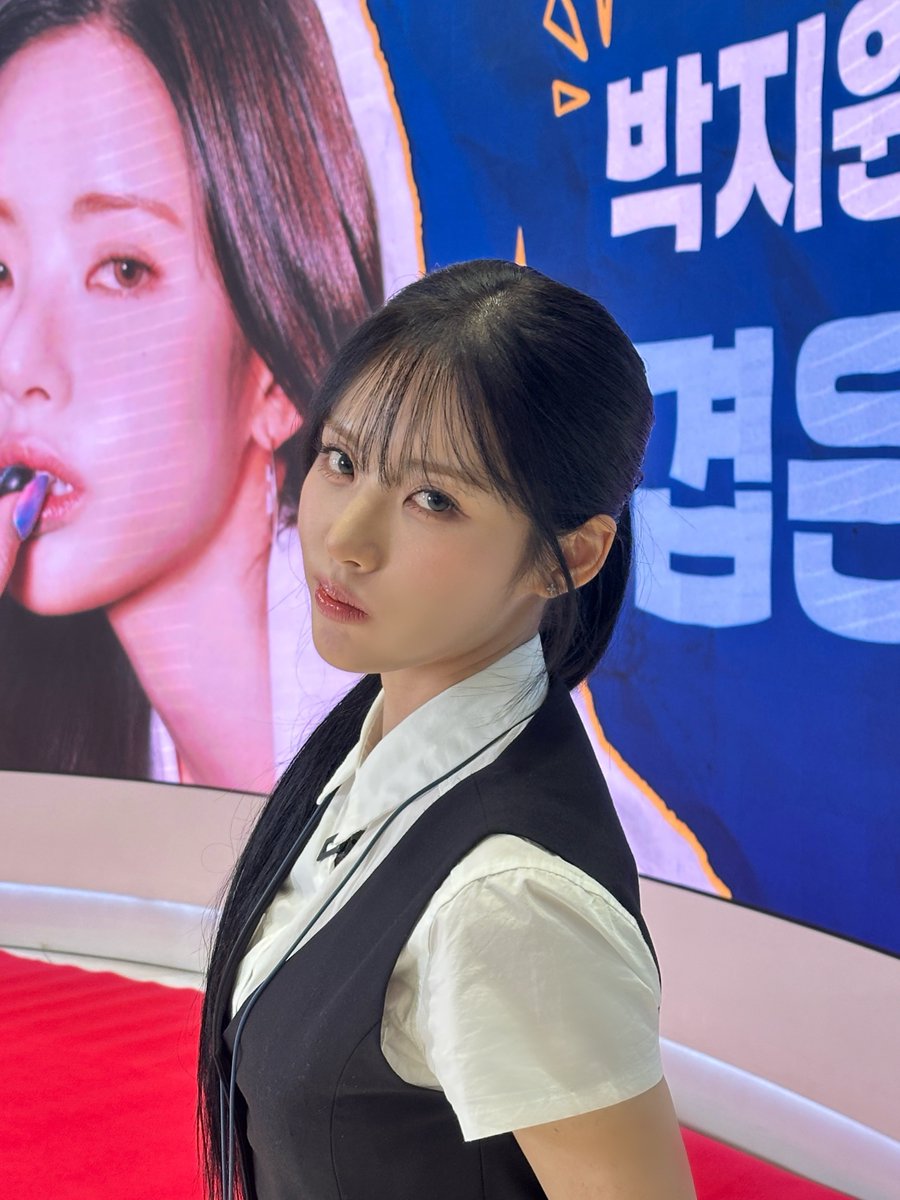 dnjsl_jw's tweet photo. 예쁘당💙 https://t.co/GrFHXr1ux4