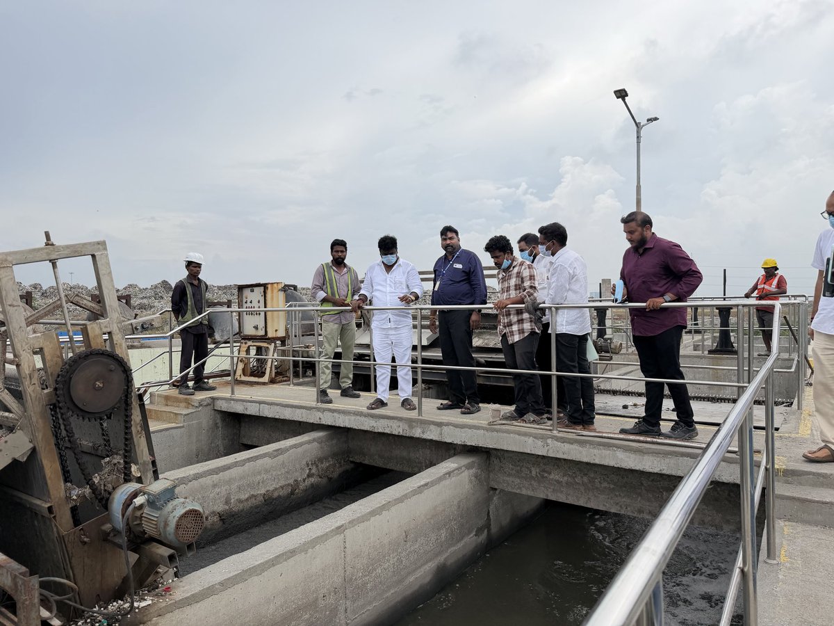 EcrPSaravanann's tweet photo. Yesterday (15.10.2026), I inspected the operations of the four sewage treatment plants located at 4th Street, Perungudi Seevaram.

During the inspection, I reviewed the functioning of the plants, the sewage treatment process, and the discharge route of the treated water.

I also discussed the current operations of the plants with the concerned officials.