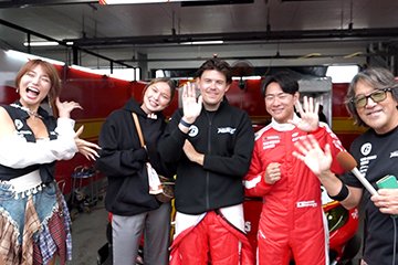 getamania's tweet photo. テレビ愛知 96ch season17　10/16(金)25:35
＊SUPER GT Rd.6 SUGO チームVELOREXをENAが応援
  近藤真彦/土屋圭市/脇阪寿一/片山義章/ニクラス/YUYU/AIKA/ゆづ
＊ソナーポケットと仲良しトーク
＊小澤美奈瀬 Beauty Japan the Finalに挑戦
#VELOREX #ENA #ソナーポケット
愛知以外は #Locipo で！ https://t.co/Wds1IpZbzc