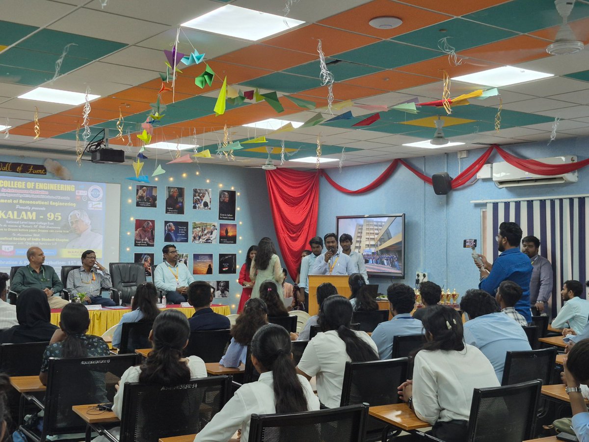 acscebangalore's tweet photo. 🚀🇮🇳 #KALAM95 at #DrACSCE was a grand success! ✨ The national-level technical fest honoured Dr. APJ Abdul Kalam, welcoming 154 students and inspiring innovation, creativity &amp; collaboration through exciting events. 🎓👏 #AeronauticalEngineering #Innovation https://t.co/ihvfRw7m72