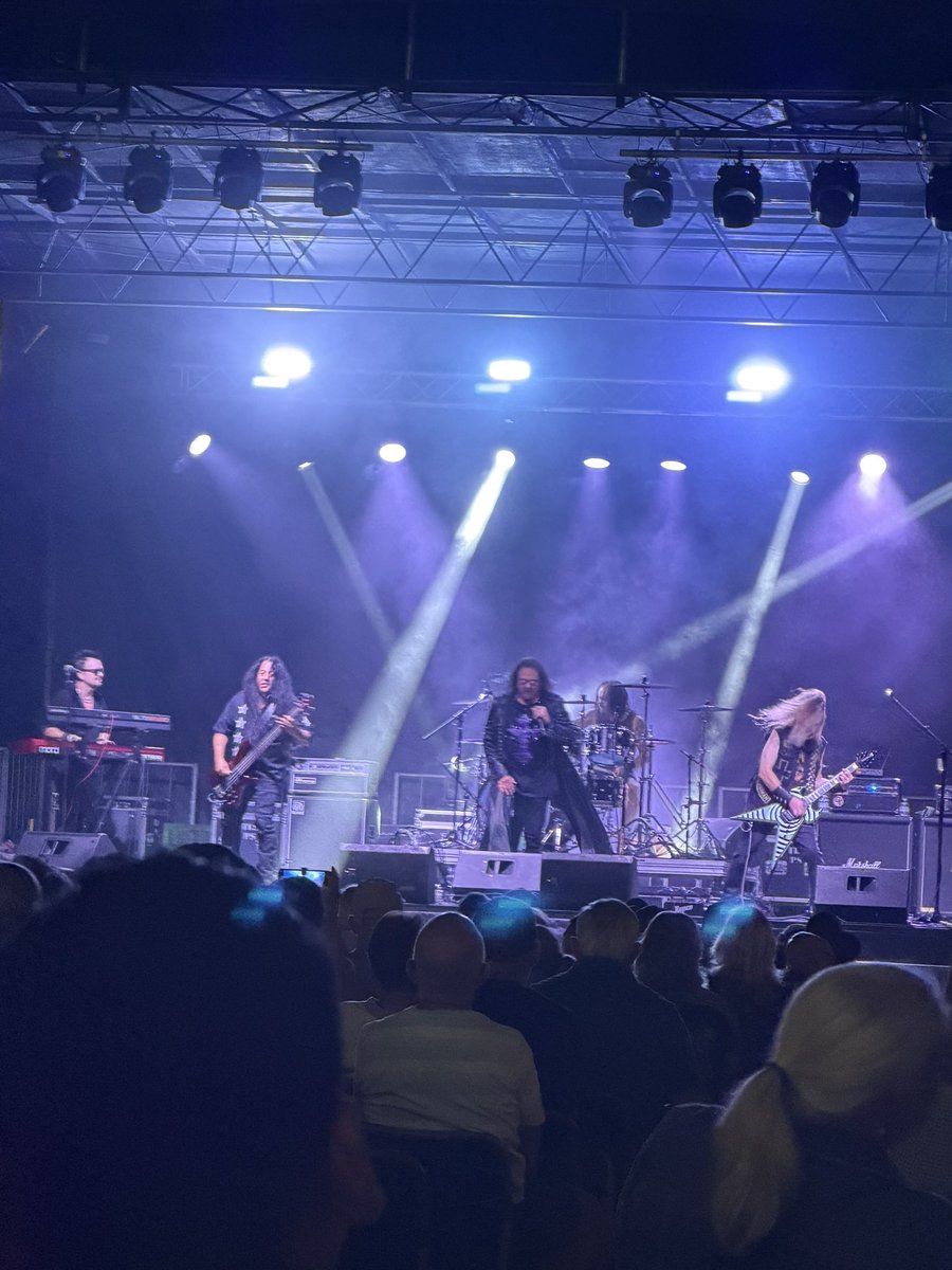 MatthewBryba5b's tweet photo. Ozzy Osbourne tribute band didn’t rock. https://t.co/l6TpPzZg6S