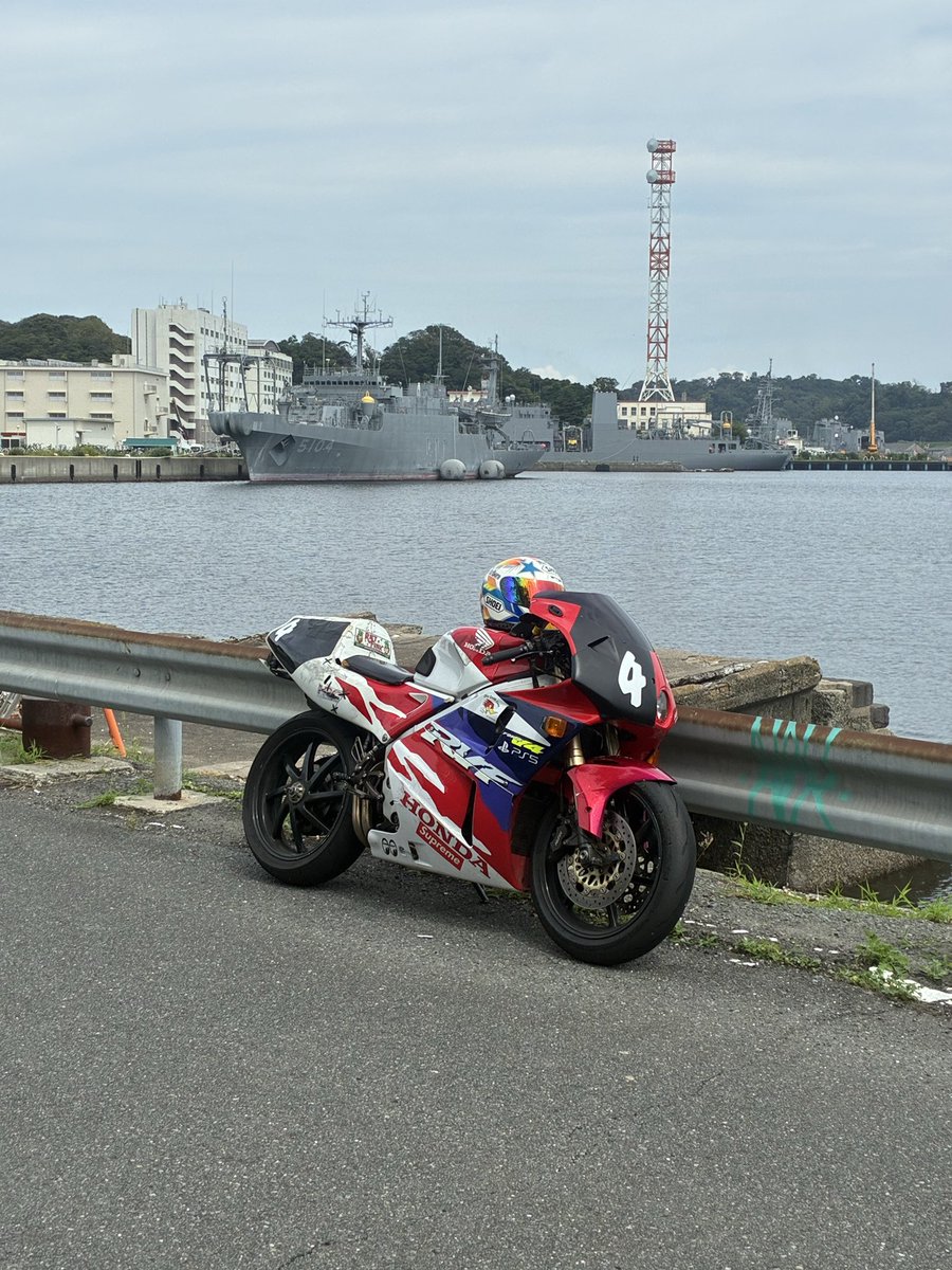 liltom106's tweet photo. 彼女ナシ
交際経験アリ

HONDA RVF アリ https://t.co/Pw19TObplW