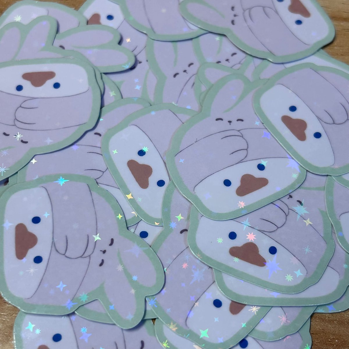 atepeachypeach's tweet photo. Eyyyy tapos na ung mga additional freebies for KNP FM, see y'all sa sunday. I will be in the venue after lunch pa sguro~ will update san ako mag sstay hehehe💖 #kengnampingㅤㅤㅤㅤ #kengnampingFMinManila #khemjiraforever #thaibl #KNP #kengharit #nampingster https://t.co/9jqNvYT2bS