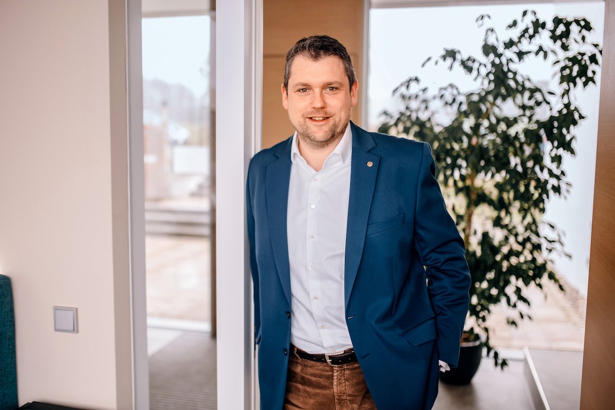 vbote's tweet photo. Wie sich das Image der Versicherungsbranche verbessern kann dlvr.​it/TVx9gV #Vertrieb #Versicherungsbrancheam3Februar2030 #Vertrieb https://t.co/3PSY9zaP1e