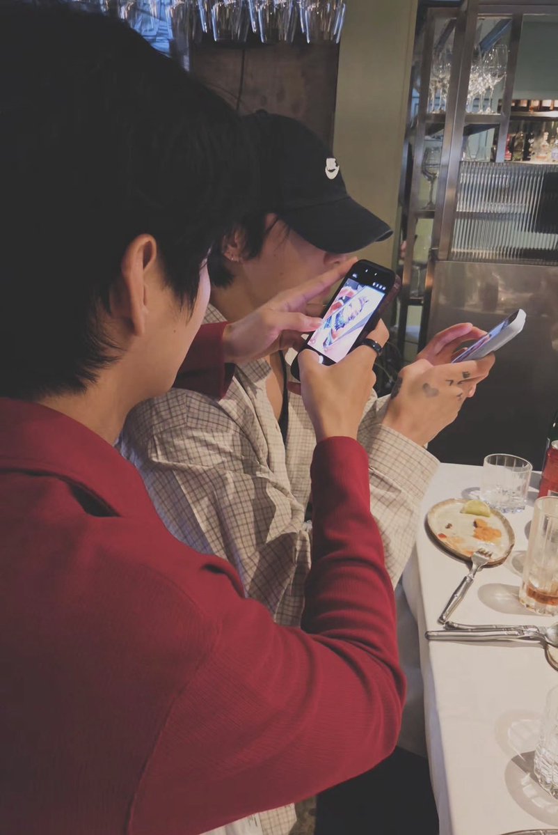 Supbnj's tweet photo. คนอยู่ง่ายกินง่ายเขารู้กัน https://t.co/51cyJLL9VR