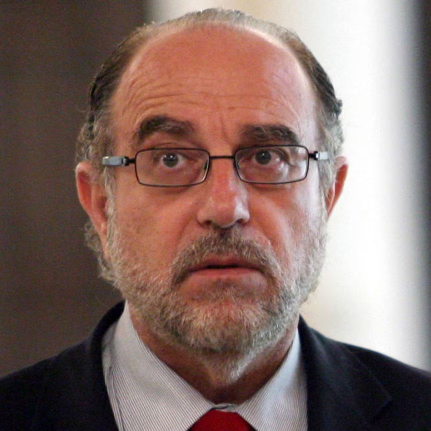 thebeirutbanyan's tweet photo. When Michel Samaha was arrested & exposed for transporting explosives into Lebanon, the man that played a central role in his arrest - Wissam al-Hassan - was assassinated two months later.

Wissam al-Hassan had warned my father that he was under surveillance. Only to be killed by the same group that recently smuggled 800kg of the same explosives.

The threat remains. And until they are divorced from Iran & disarmed, Hezbollah will target anyone that stands in their way.