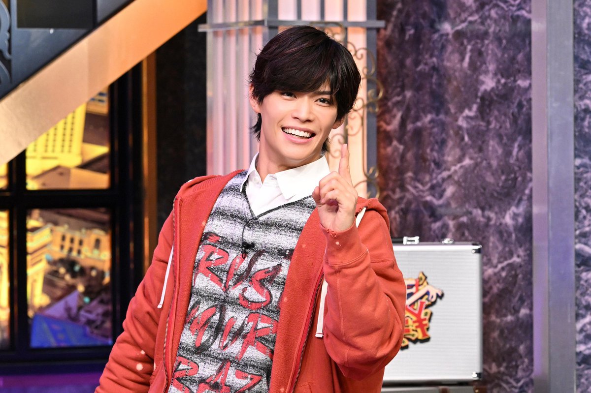 SAVE_MONEY_ctv's tweet photo. 4人の運命を分ける難問登場💰

着々と予想を立てていく本髙に対して
番組スタッフにアンケートをとる菅田だが…

このアンケートが菅田の運命を左右する!?

B&amp;ZAI
菅田琳寧/本髙克樹/川﨑星輝/鈴木悠仁

💸SAVE MONEY💸
10月21日㊌23時59分
#セーブマネー https://t.co/oh5XJwqu9B