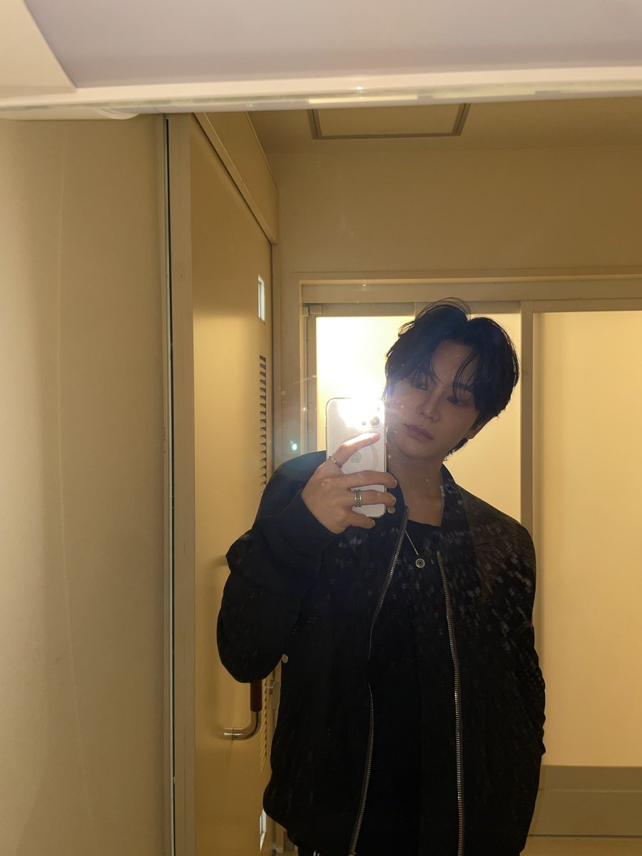 TNX_twt's tweet photo. D1🔥

#TNX #티엔엑스
#장현수 #HYUNSOO https://t.co/lFvGczh9h9