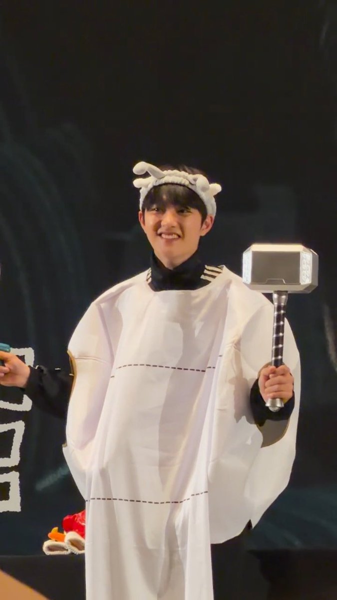 DODBBONG's tweet photo. 아잠깐만 이거 두루마리휴지엿다고🧻 https://t.co/NVTTBH0SSR