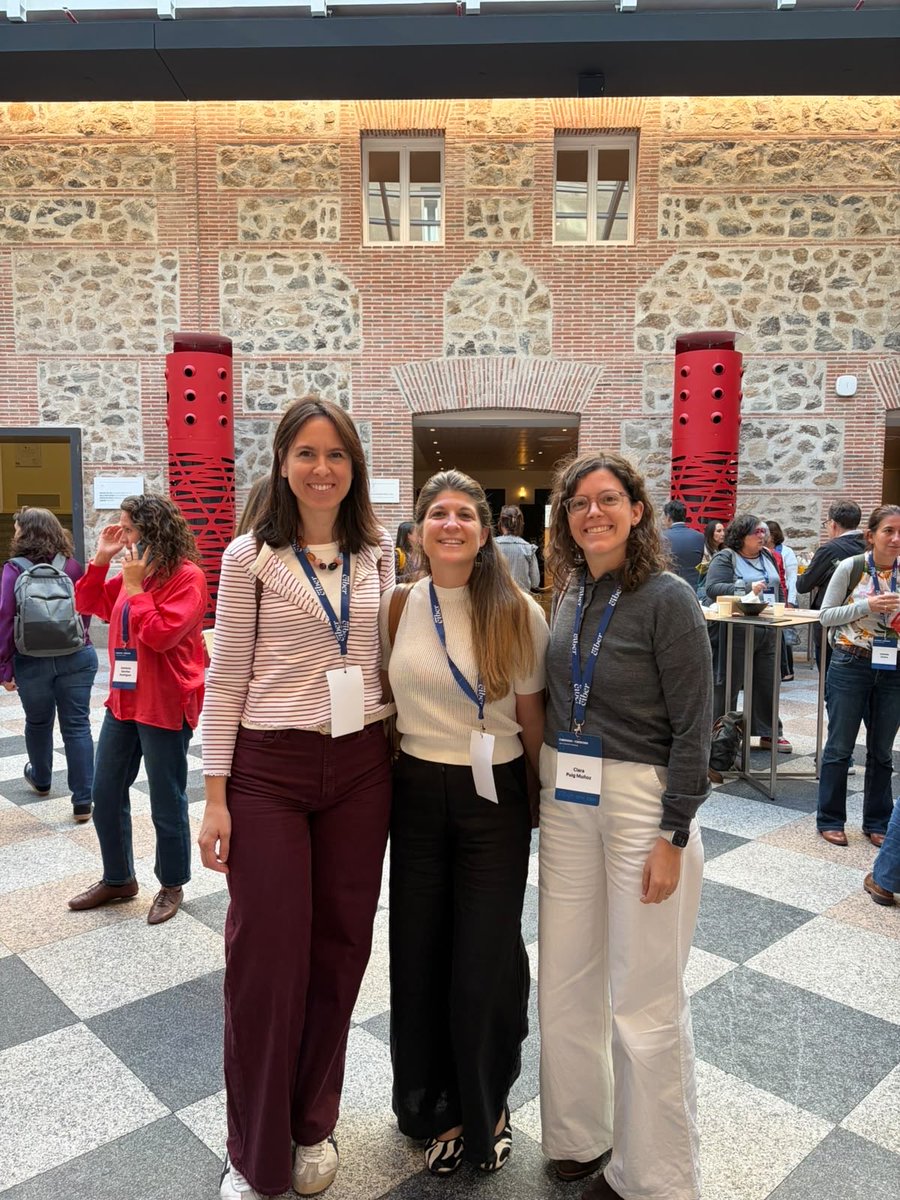 InternaHub's tweet photo. 🔬 @hbellvitge , presente en la investigación en obesidad y nutrición @CIBER_ISCIII 
Esta semana, las Dras. Esteve y Fanlo y la dietista-nutricionista Clara Puig han participado en la reunión de los grupos de trabajo del CIBERobn.
La ciencia avanza cuando se comparte https://t.co/OjOzVQsUqq