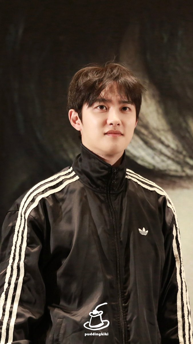 puddingkiki_12's tweet photo. 261016 Dopamine fansign  in Macau

#도경수 #디오 #DOHKYUNGSOO #KYUNGSOO #DO (D.O.) #都暻秀 #都敬秀 #ドギョンス https://t.co/F3i9u5CL8R