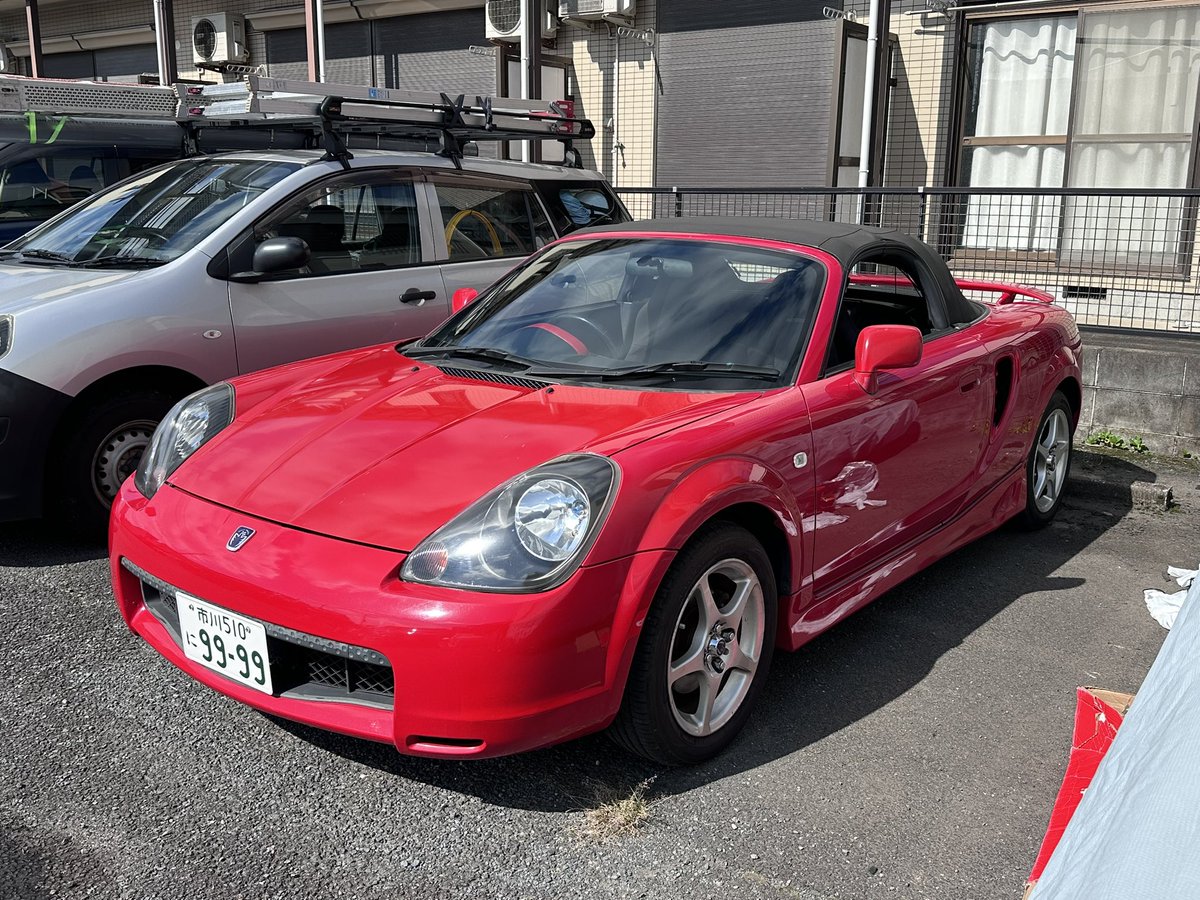 Kenpi92brougham's tweet photo. #車売ります

トヨタ MR-S 売り

車検令和10年2月迄
5MT
走行約218200kmで距離飛んでますが走る曲がる止まる問題ないです。
先日まで毎日乗ってました。

雨漏りもないです。
エアコンヒーターよく効きます。

千葉県から65万です。
気になる方詳細送るのでDMお願いします。 https://t.co/7aYL1HUdY5