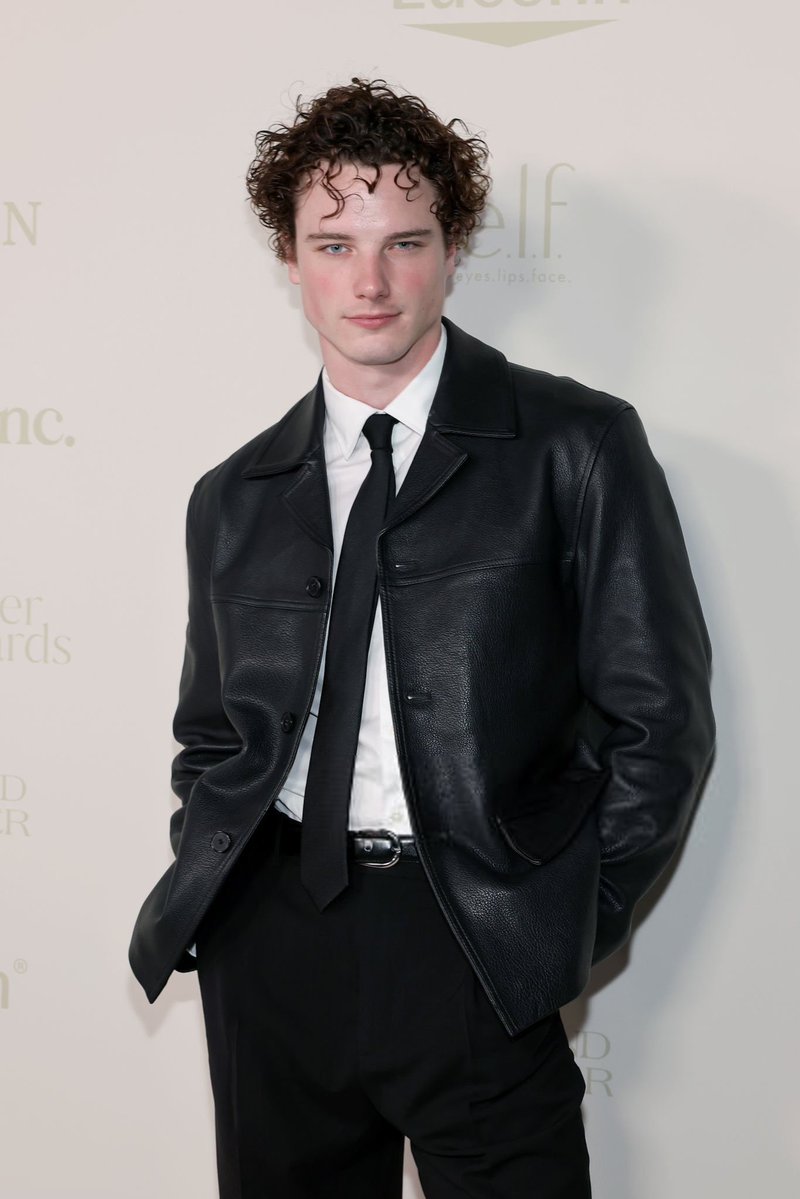 grahamcbrasil's tweet photo. ELEGÂNCIA PURA! 🖤✨ Graham Campbell marcou presença na 3ª edição anual do InStyle Imagemaker Awards, realizada em Los Angeles ontem (15). https://t.co/94OYIsfaDC
