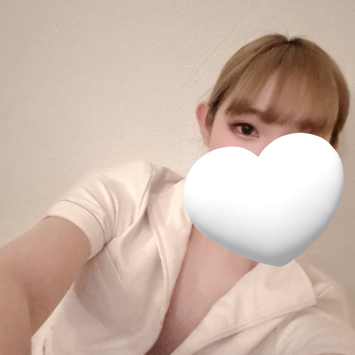orasui2222's tweet photo. 今週もお仕事お疲れさま✨

ういがいっぱいおつかれ癒します🎀

き��うは20時〜26時まで
お部屋で待ってるね🫶

さっきサイゼリヤで
ご飯いっぱい食べました🈵
青豆の温サラダが好き💞 https://t.co/DAxJexn55W