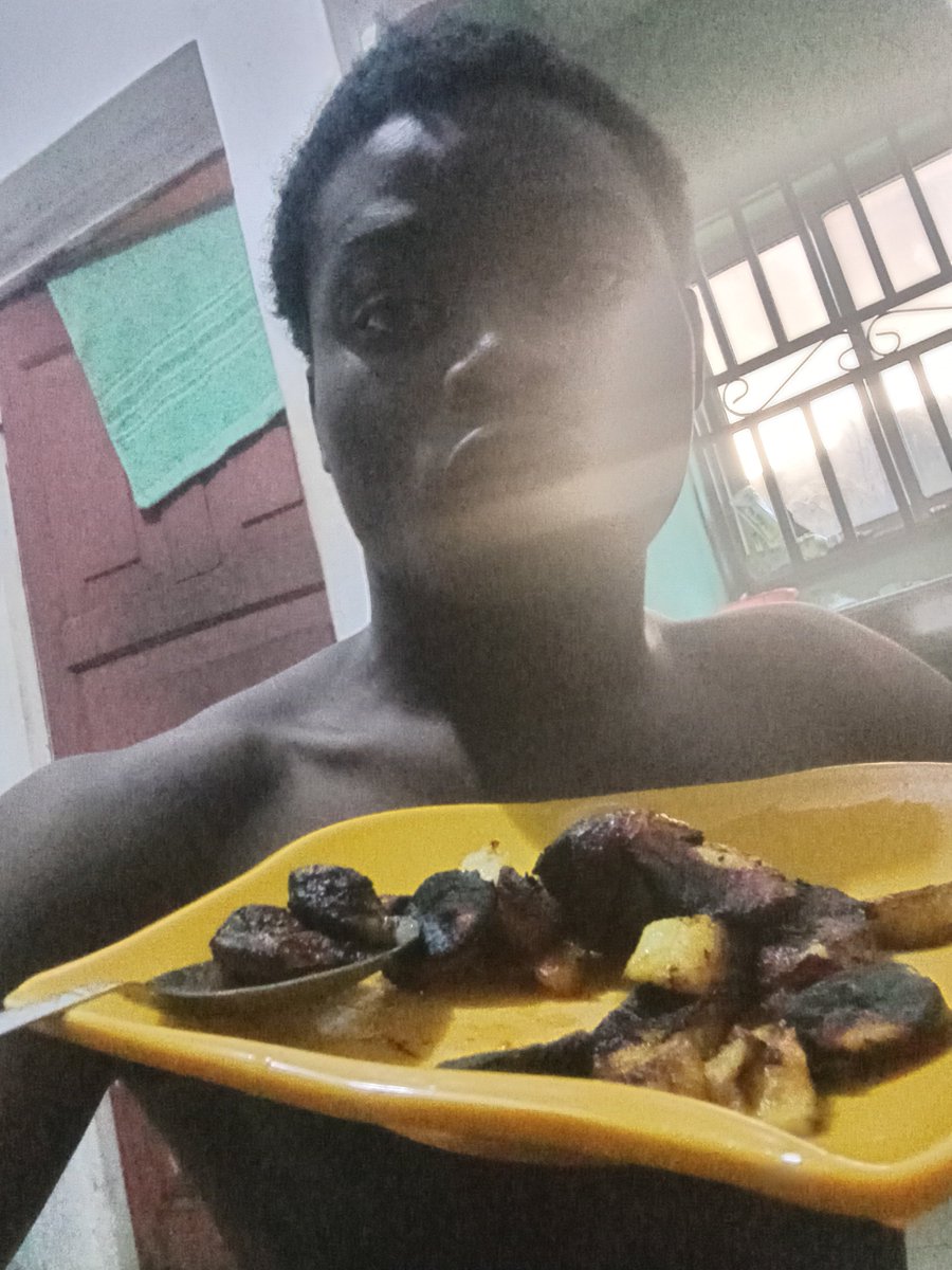 WChampion89813's tweet photo. I can't rate u as a man if u can't cook plantain https://t.co/8PonqT1pZV